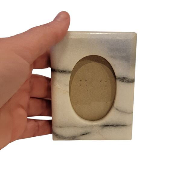 Vintage Marble Photo Frame Oval 4x3 Stone 1980s Mid Century Decor - Picture 2 of 10